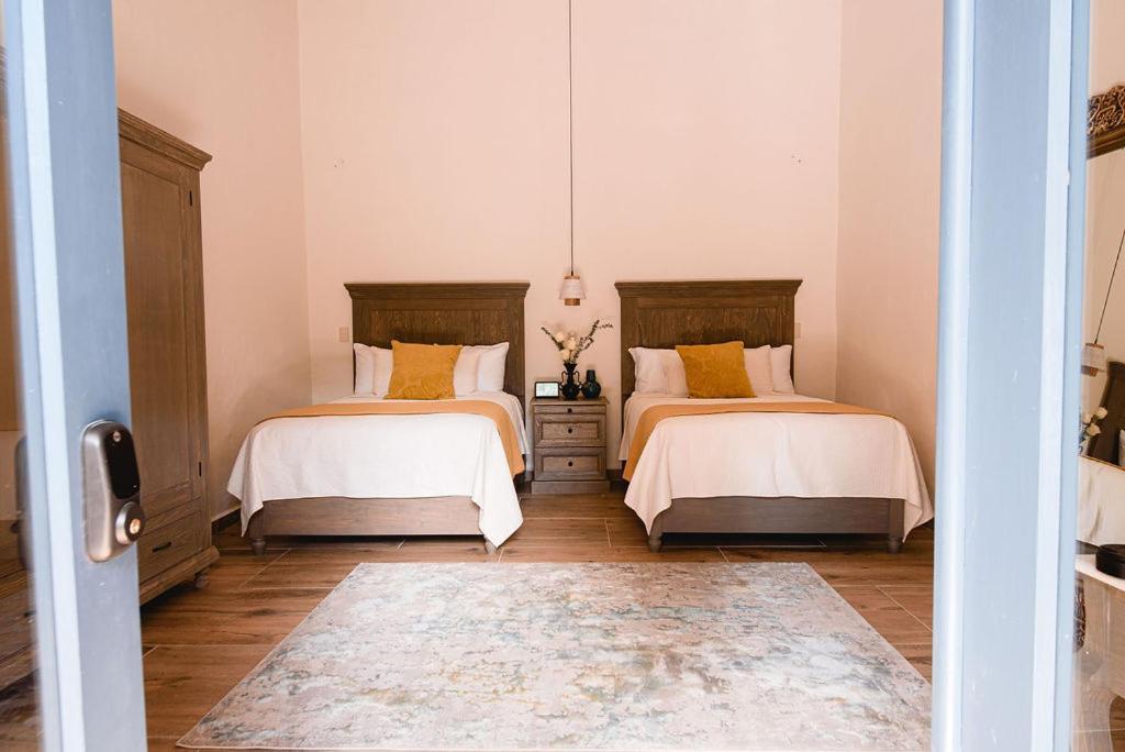 Piso Local House 4*