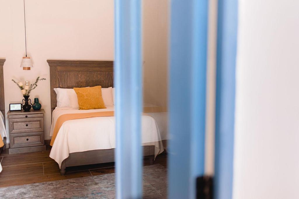 Piso Local House Hotel 4*